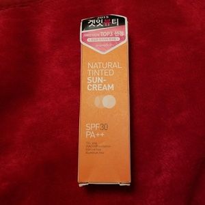 Aromatica natural tinted sun cream spf 30 pa++
